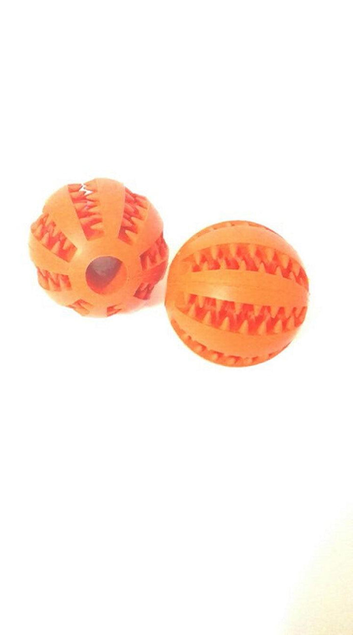 Minty Munch-N-Play Rubber Feeding Ball: 7Cm Red