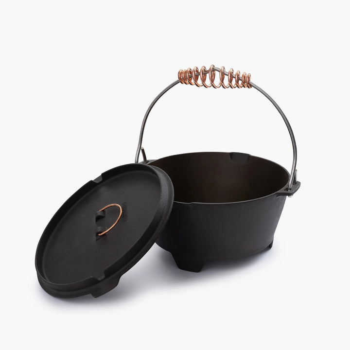 Classic Cast Iron Dutch Oven