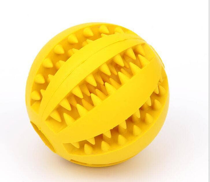 Minty Munch-N-Play Rubber Feeding Ball: 7Cm Red