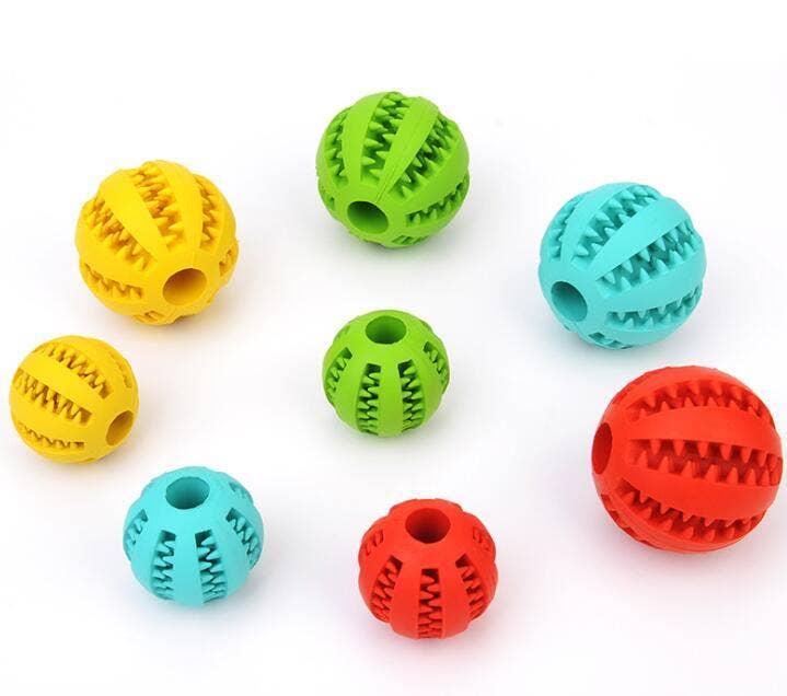 Minty Munch-N-Play Rubber Feeding Ball: 7Cm Red